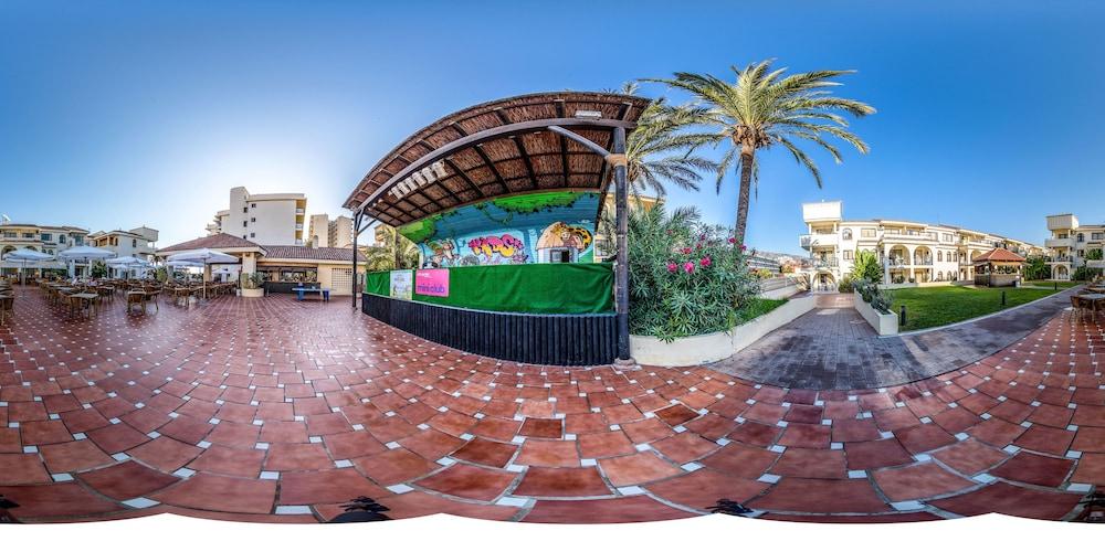 Hotel Puente Real Torremolinos Exterior photo