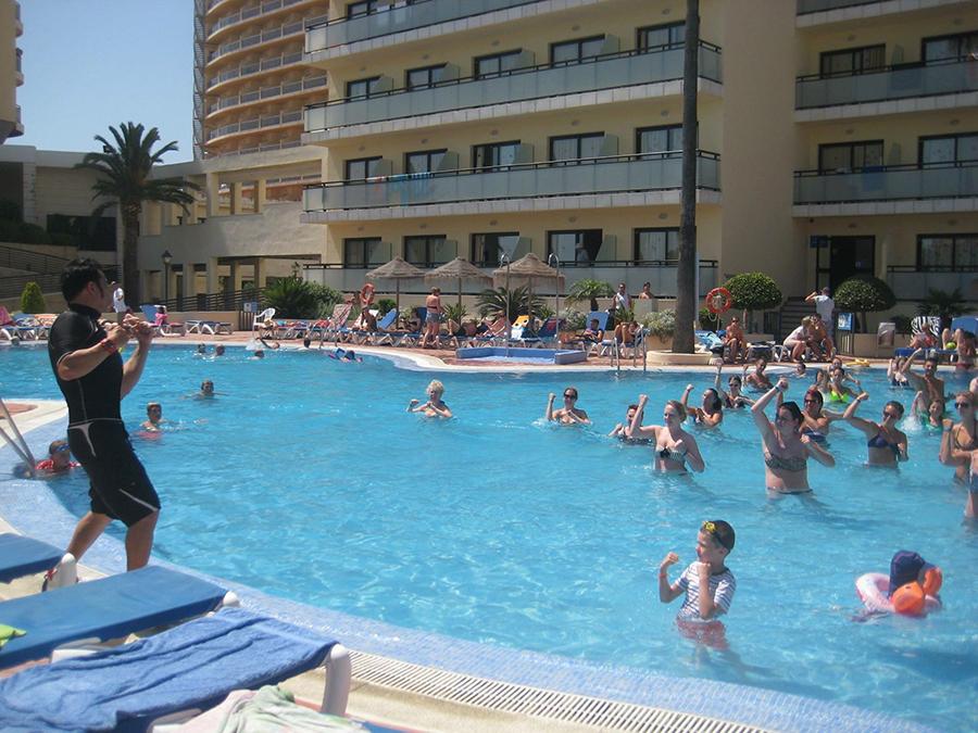Hotel Puente Real Torremolinos Exterior photo