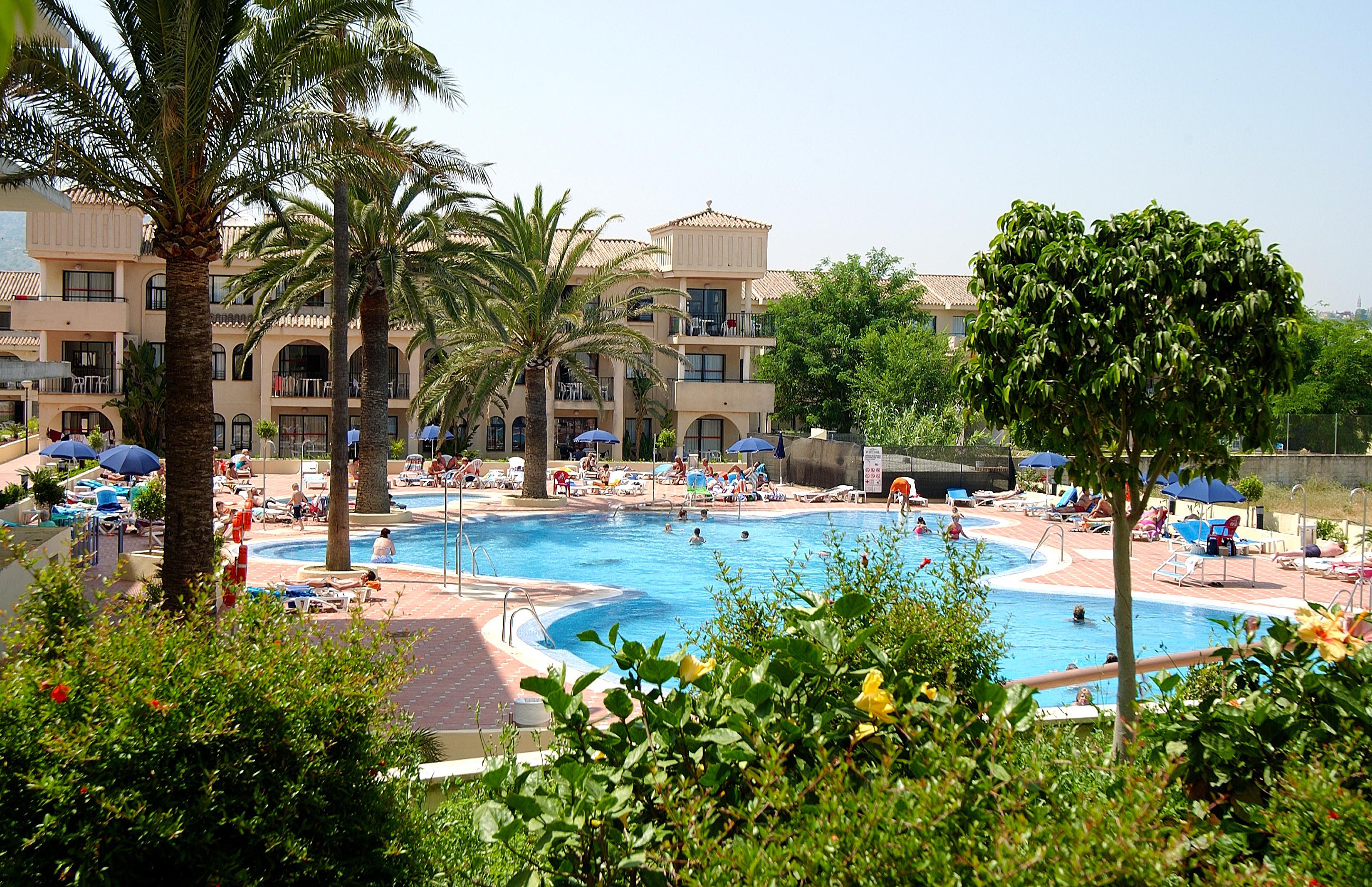 Hotel Puente Real Torremolinos Exterior photo