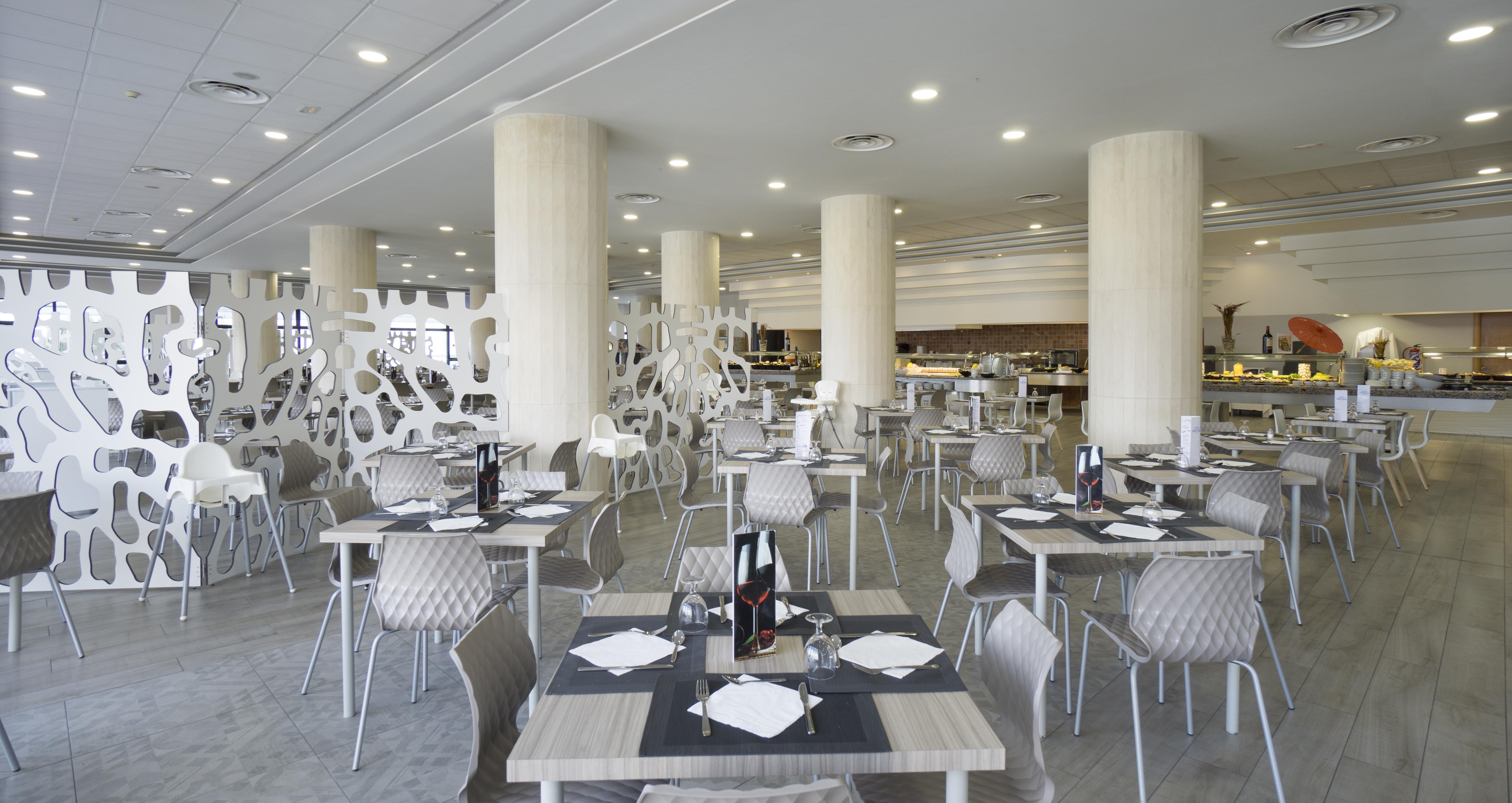 Hotel Puente Real Torremolinos Exterior photo