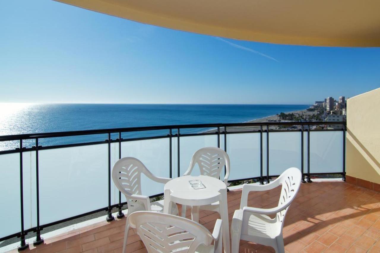 Hotel Puente Real Torremolinos Exterior photo