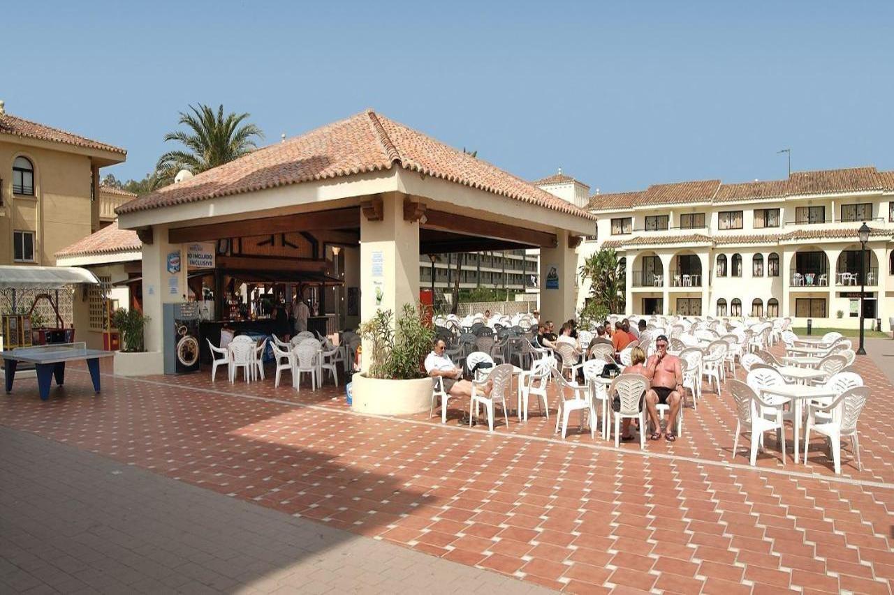 Hotel Puente Real Torremolinos Exterior photo