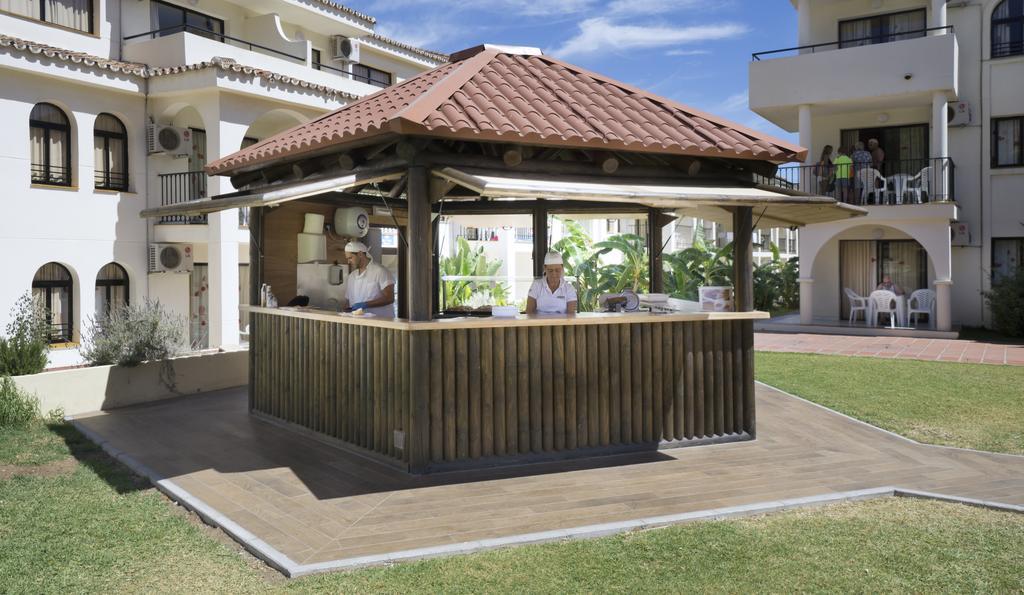 Hotel Puente Real Torremolinos Exterior photo